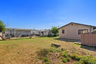 729 S 33rd St, San Diego, CA 92113 - Photo 4