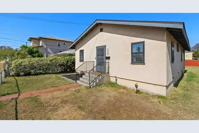 729 S 33rd Street, San Diego, CA 92113 - Photo 2