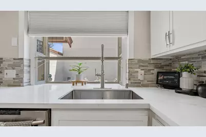 6865 Parkside Ave, San Diego, CA 92139 - Photo 16