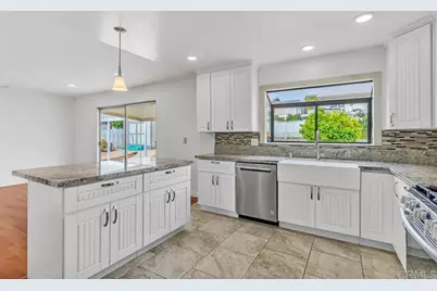 9416 Saint Andrews Drive, Santee, CA 92071 - Photo 8