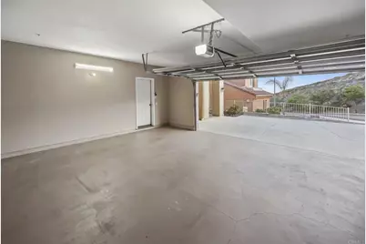 1819 Fabled Waters Dr, Spring Valley, CA 91977 - Photo 30