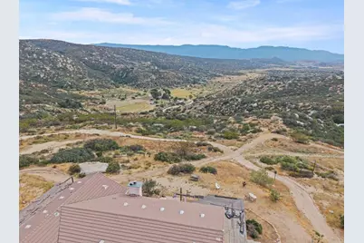 45620 Lewis Valley Road, Hemet, CA 92544 - Photo 40