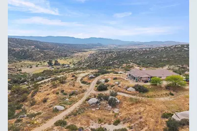 45620 Lewis Valley Road, Hemet, CA 92544 - Photo 46