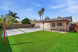 11397 Polaris Dr, San Diego, CA 92126 - Photo 2