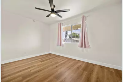 8704 Mulvaney Drive, San Diego, CA 92119 - Photo 22