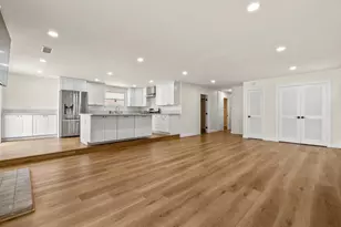 8704 Mulvaney Dr, San Diego, CA 92119 - Photo 4
