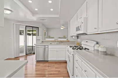 39845 Teal Drive, Murrieta, CA 92562 - Photo 6