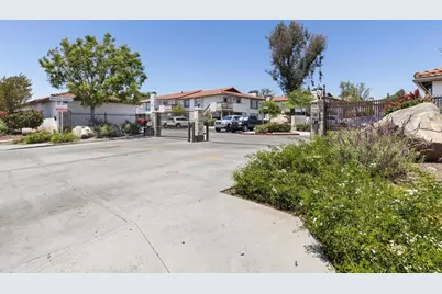 9872 Shirley Gardens Drive #4, Santee, CA 92071 - Photo 32