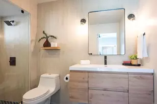 5610 Chateau Dr, San Diego, CA 92117 - Photo 24