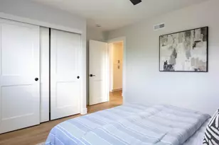 5610 Chateau Dr, San Diego, CA 92117 - Photo 28