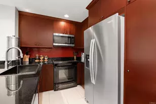 1885 Diamond St, San Diego, CA 92109 - Photo 12