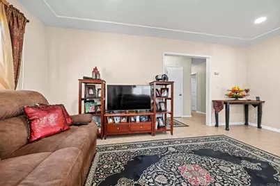 725 5th Avenue, Chula Vista, CA 91910 - Photo 8