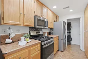 1880 Aubrives Pl, Chula Vista, CA 91913 - Photo 4