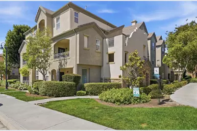 1880 Aubrives Place #2126, Chula Vista, CA 91913 - Photo 2