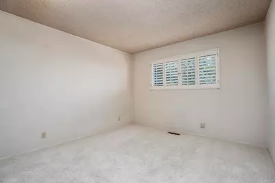 11238 Rolling Hills Dr, El Cajon, CA 92020 - Photo 32