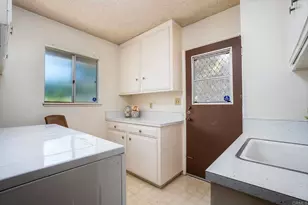 11238 Rolling Hills Dr, El Cajon, CA 92020 - Photo 32