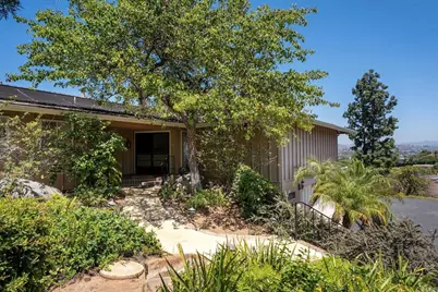 11238 Rolling Hills Dr, El Cajon, CA 92020 - Photo 10