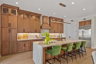 305 J Ave, Coronado, CA 92118 - Photo 6