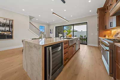 305 J Avenue, Coronado, CA 92118 - Photo 10