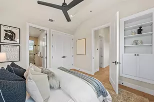 305 J Ave, Coronado, CA 92118 - Photo 22