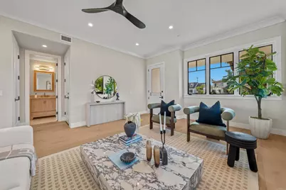 305 J Avenue, Coronado, CA 92118 - Photo 4