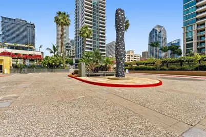 1325 Pacific Highway #1407, San Diego, CA 92101 - Photo 46