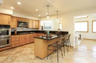 6818 Bonnie View Dr, San Diego, CA 92119 - Photo 30
