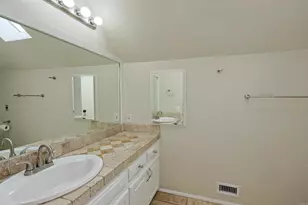 6818 Bonnie View Dr, San Diego, CA 92119 - Photo 38