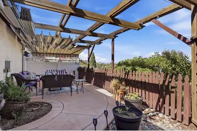 2553 Granada Circle, Spring Valley, CA 91977 - Photo 16