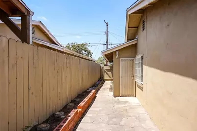 310 E Moss Street, Chula Vista, CA 91911 - Photo 38