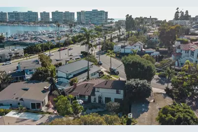 1533 10th Street, Coronado, CA 92118 - Photo 4