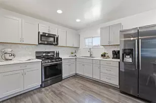 279 D St, Chula Vista, CA 91910 - Photo 12