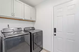 279 D St, Chula Vista, CA 91910 - Photo 14