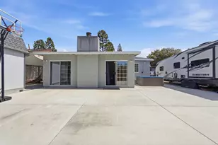 279 D St, Chula Vista, CA 91910 - Photo 38