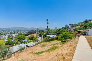 1166 Merritt Dr, El Cajon, CA 92020 - Photo 28