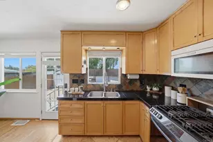 7022 Jeanne Rd, Lemon Grove, CA 91945 - Photo 14
