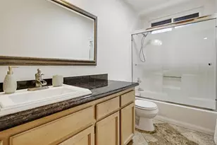 5027 Santa Monica Ave, San Diego, CA 92107 - Photo 36