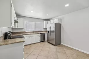 465 E Bradley Ave, El Cajon, CA 92021 - Photo 4
