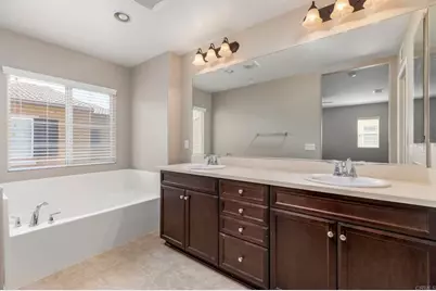 37337 Paseo Violeta, Murrieta, CA 92563 - Photo 14