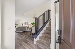 6717 Clover Ct, Carlsbad, CA 92011 - Photo 12