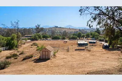 18453 Ramona View Dr, Ramona, CA 92065 - Photo 8