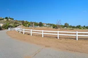 18453 Ramona View Dr, Ramona, CA 92065 - Photo 50