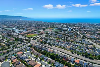 416 N Prospect Ave, Redondo Beach, CA 90277 - Photo 4