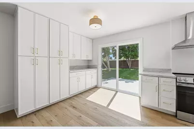 6741 Cantil Street, Carlsbad, CA 92009 - Photo 4
