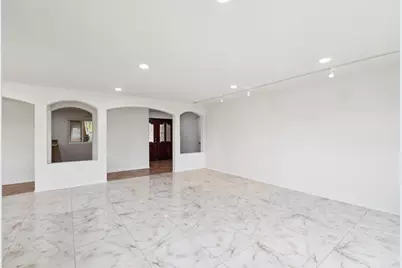 1943 Brookhurst Dr, El Cajon, CA 92019 - Photo 10