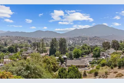 1450 Hidden Mesa Trail, El Cajon, CA 92019 - Photo 2