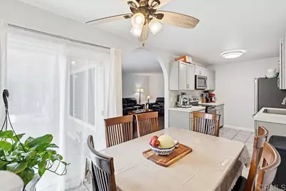 285 Moss Street #32, Chula Vista, CA 91911 - Photo 4