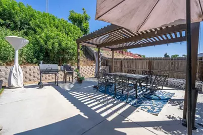 8828 Hillslope Avenue, Spring Valley, CA 91977 - Photo 24