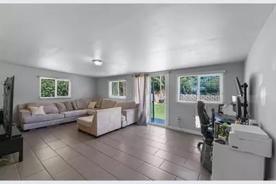 8828 Hillslope Avenue, Spring Valley, CA 91977 - Photo 12