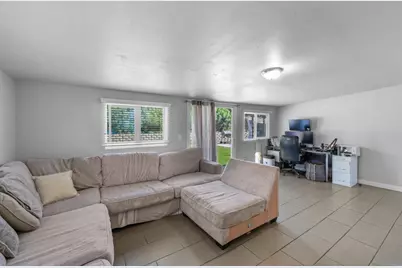 8828 Hillslope Avenue, Spring Valley, CA 91977 - Photo 14